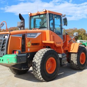 2016 Doosan DL220-5 Articulated Wheel Loader Tractor Hyd QC AC Cab