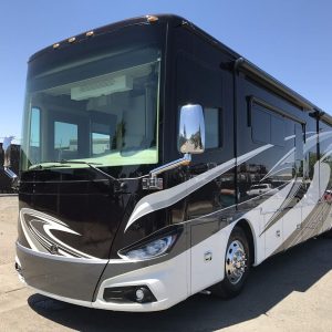 2016 Tiffin Phaeton 40AH